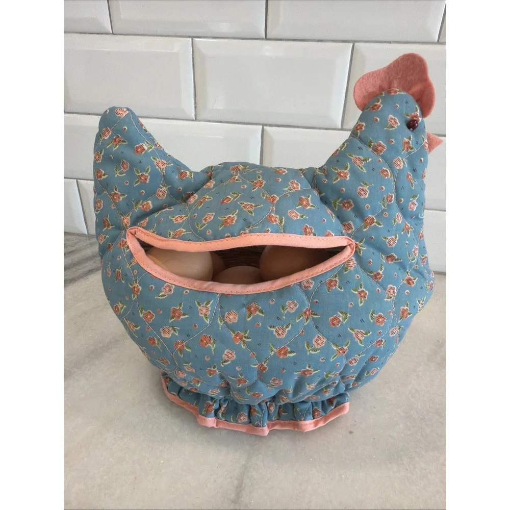 Vintage Avon Quilted Hen Bread Basket Egg Collector Basket GWB001